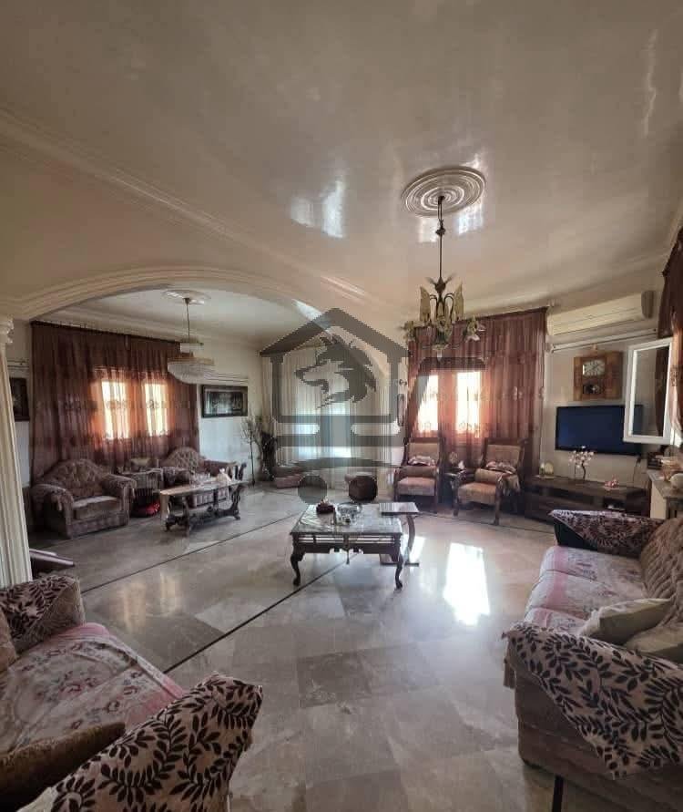 منزل فاخر - الصورة 1