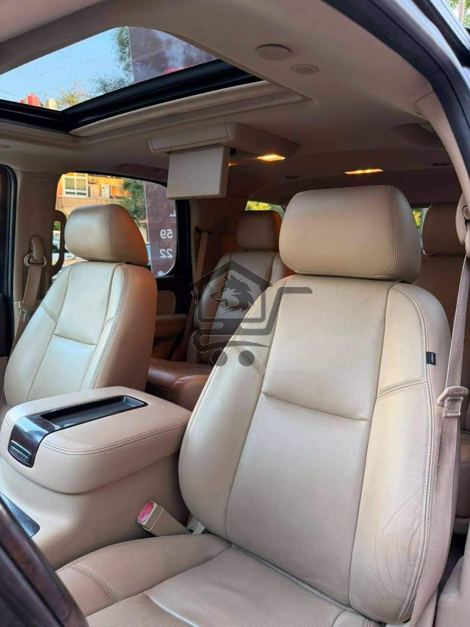 GMC Yukon Denali 2014 - الصورة 9
