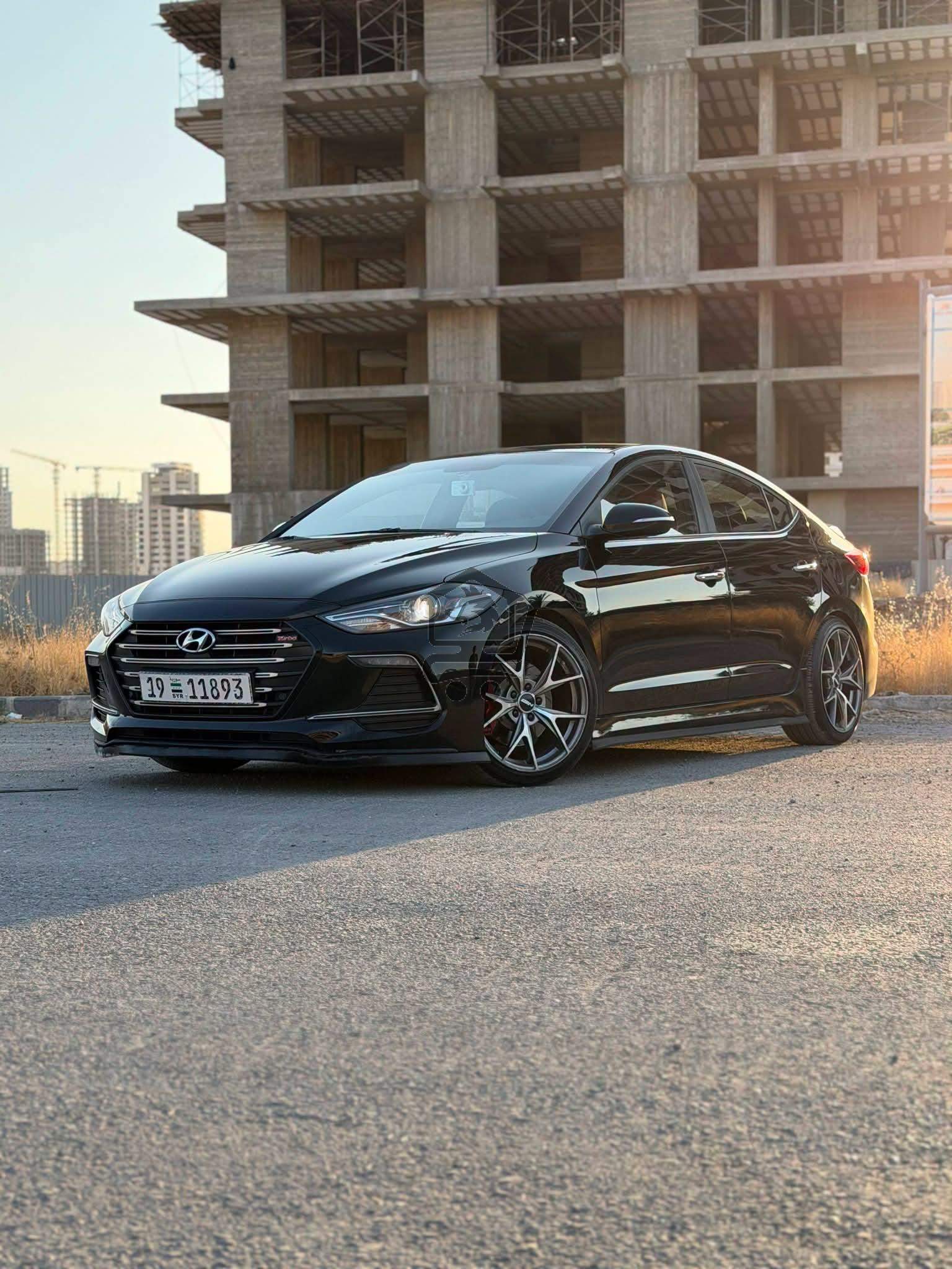 HYUNDAI AVANTY N LINE - الصورة 1