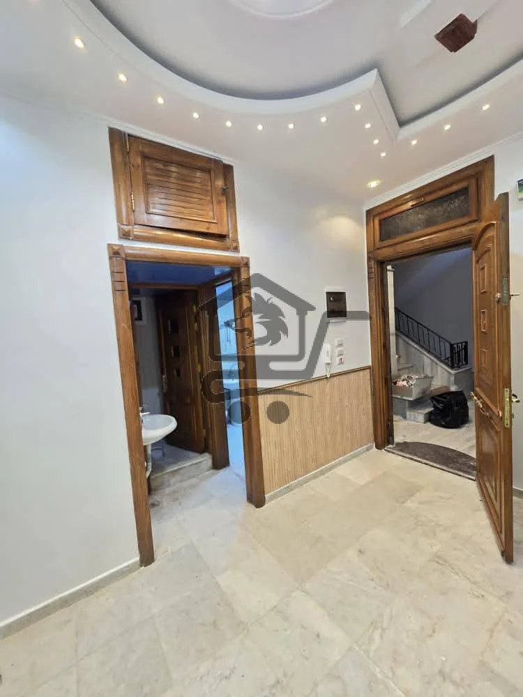 منزل فاخر للبيع - الصورة 3