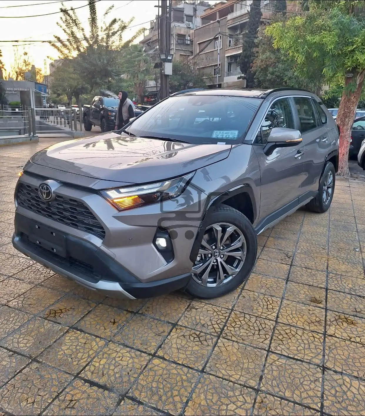 Toyota rav 4 - الصورة 3