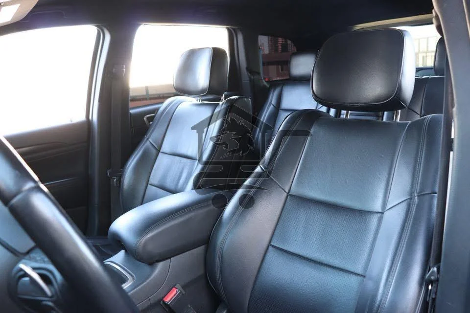 Jeep Cherokee - الصورة 6