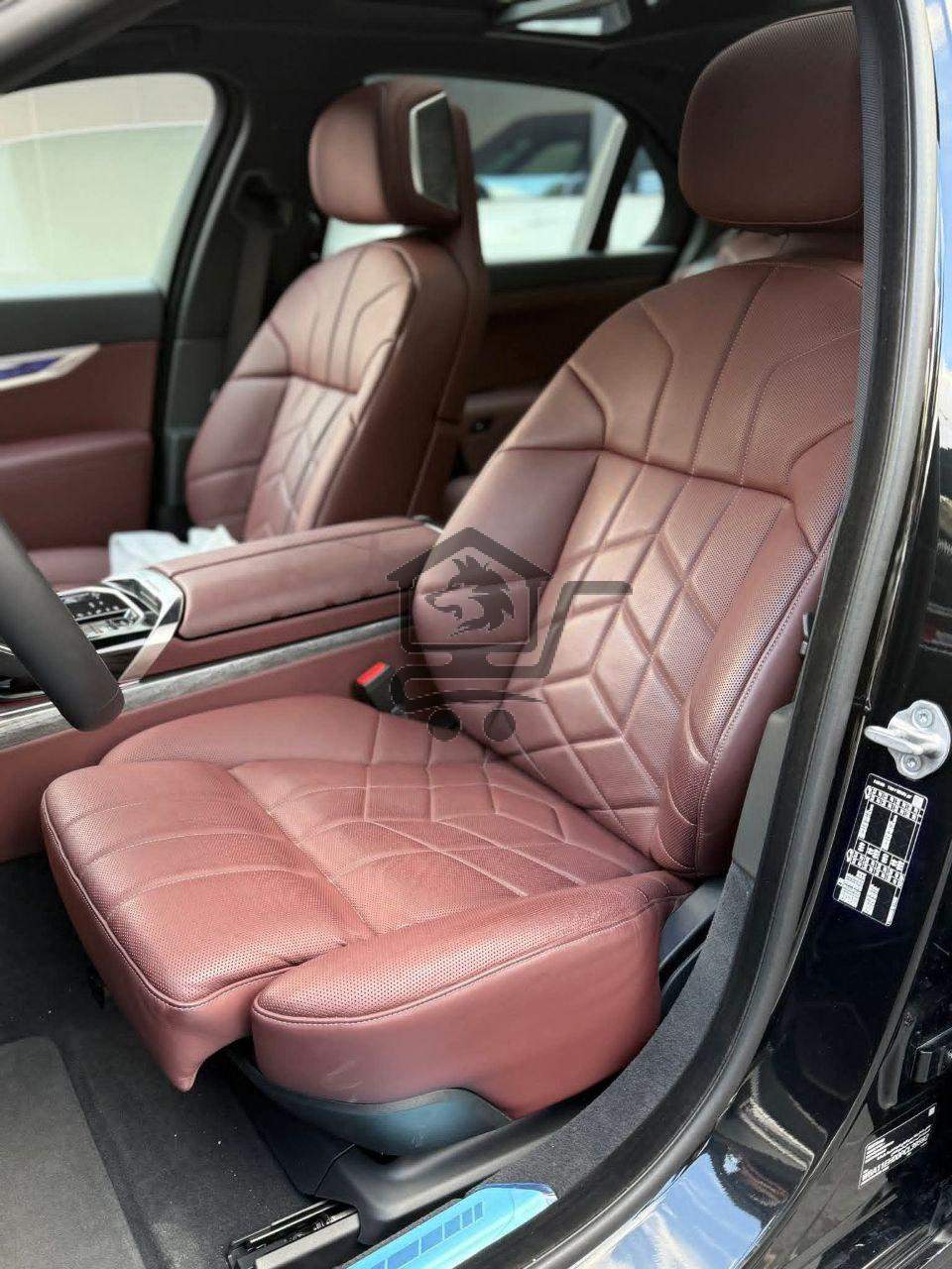 BMW 735i - الصورة 8