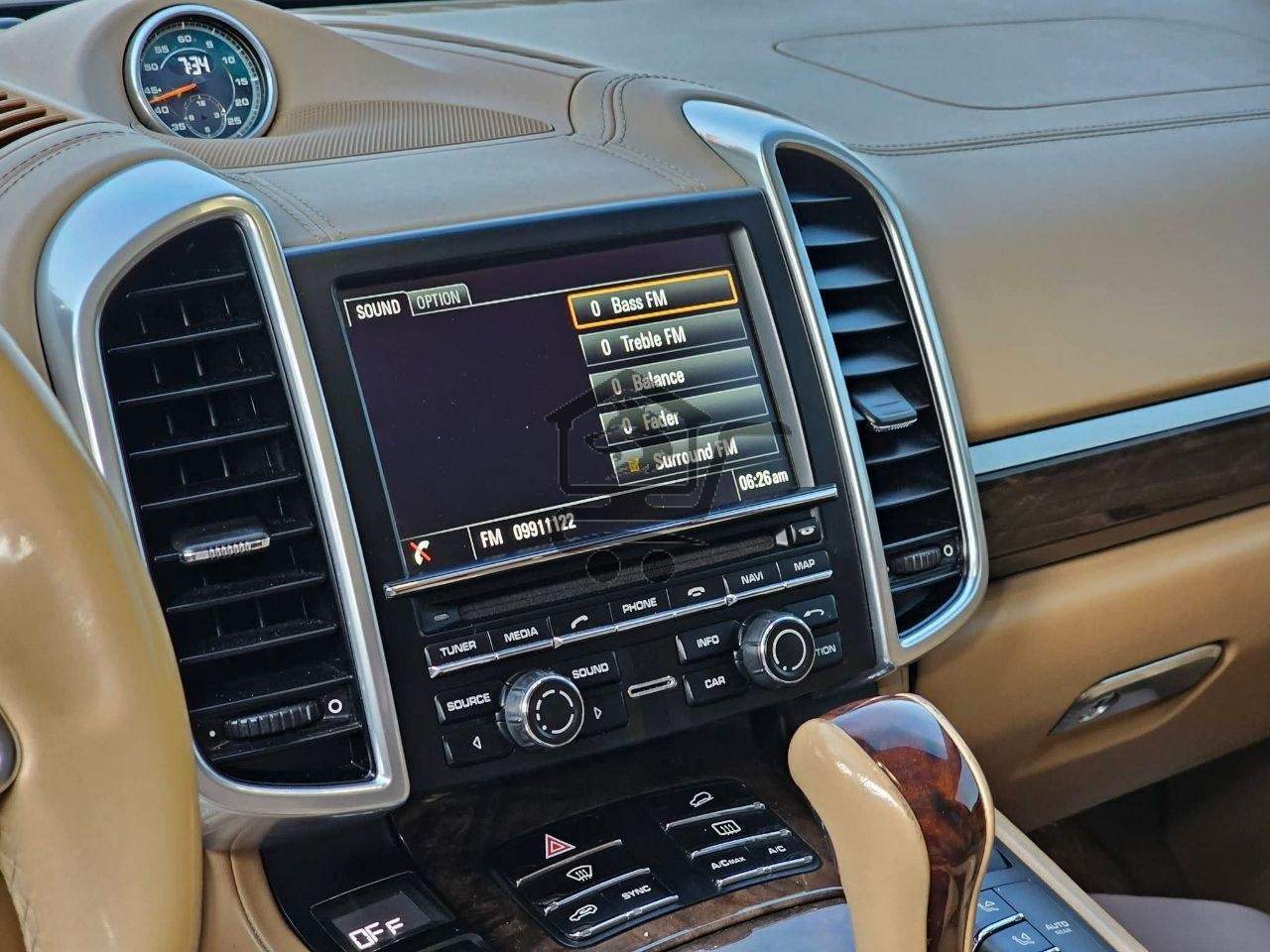 Porsche Cayenne 2015 - الصورة 8