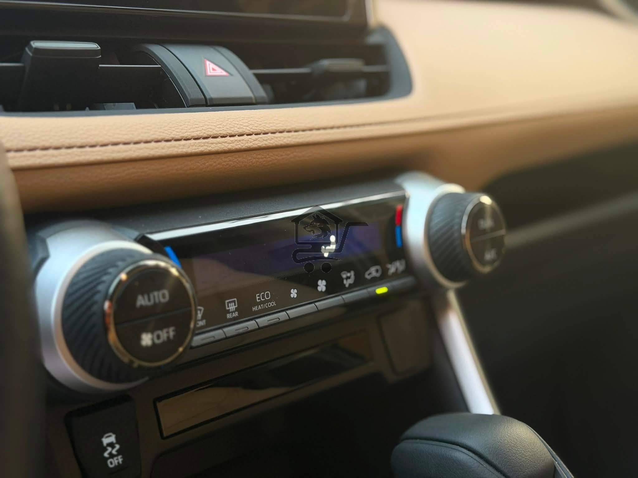 Toyota RAV4 2023 - الصورة 8