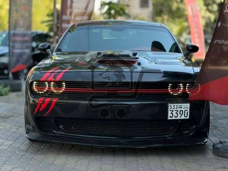 Dodge Challenger SRT - الصورة 3