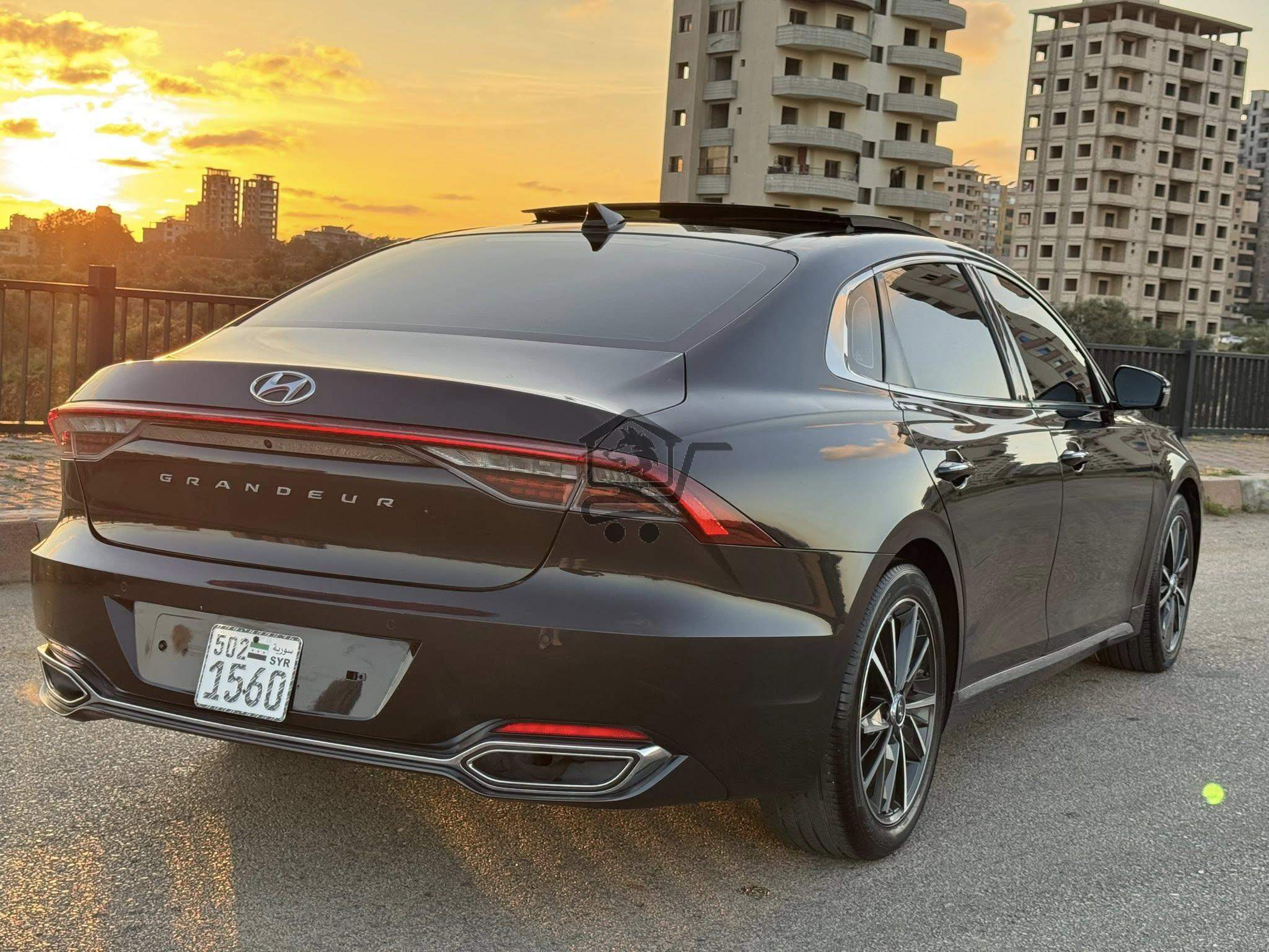 Hyundai Grandeur - الصورة 4