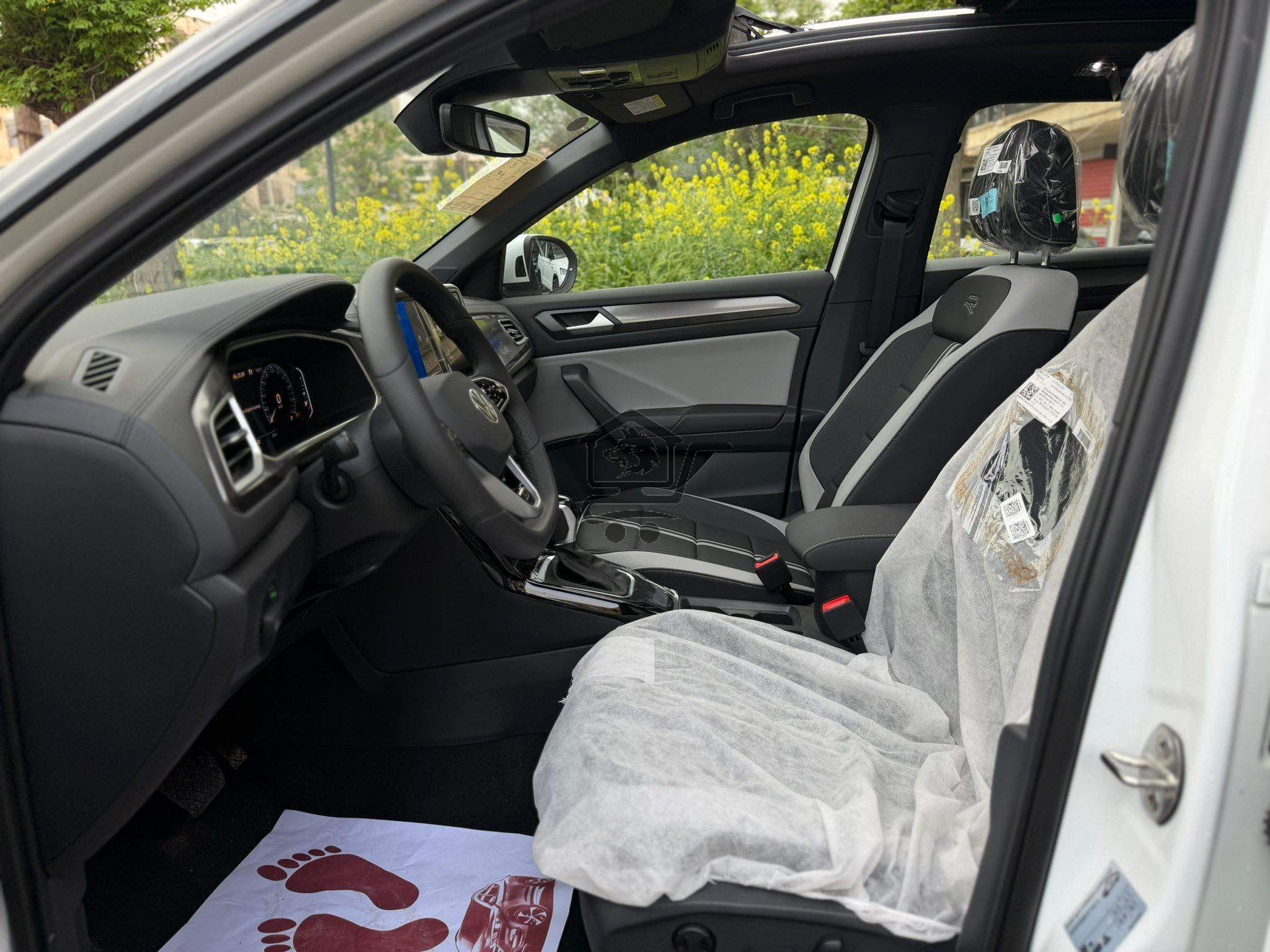 Volkswagen T‑Roc R 2025 - الصورة 5