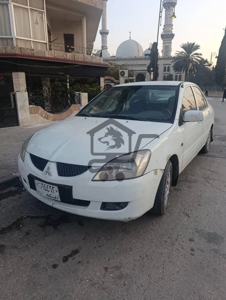 ميتسوبيشي لانسر