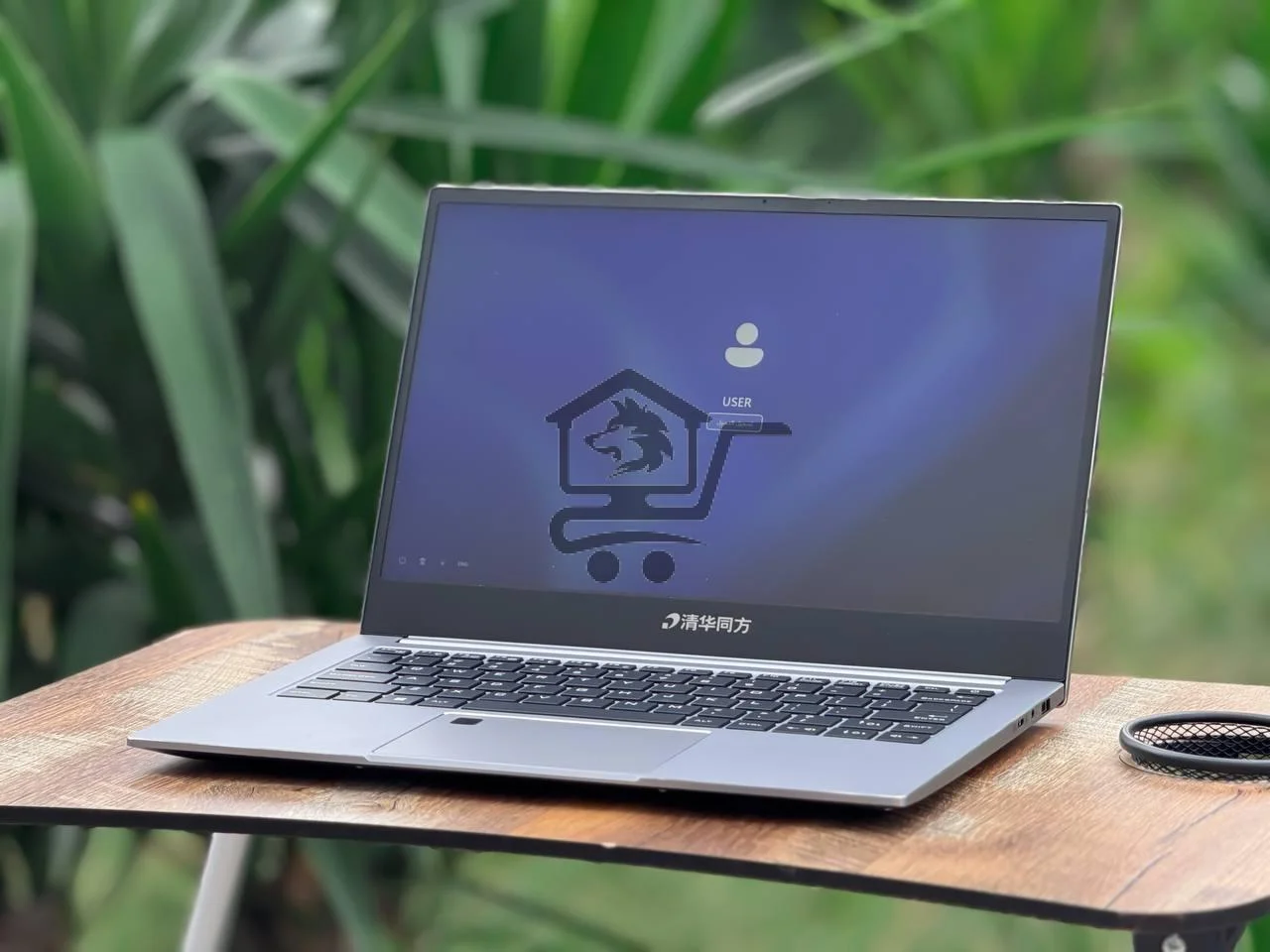 لابتوب Tsinghua Tongfang