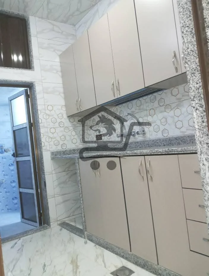 ثلاث شقق للبيع - الصورة 1