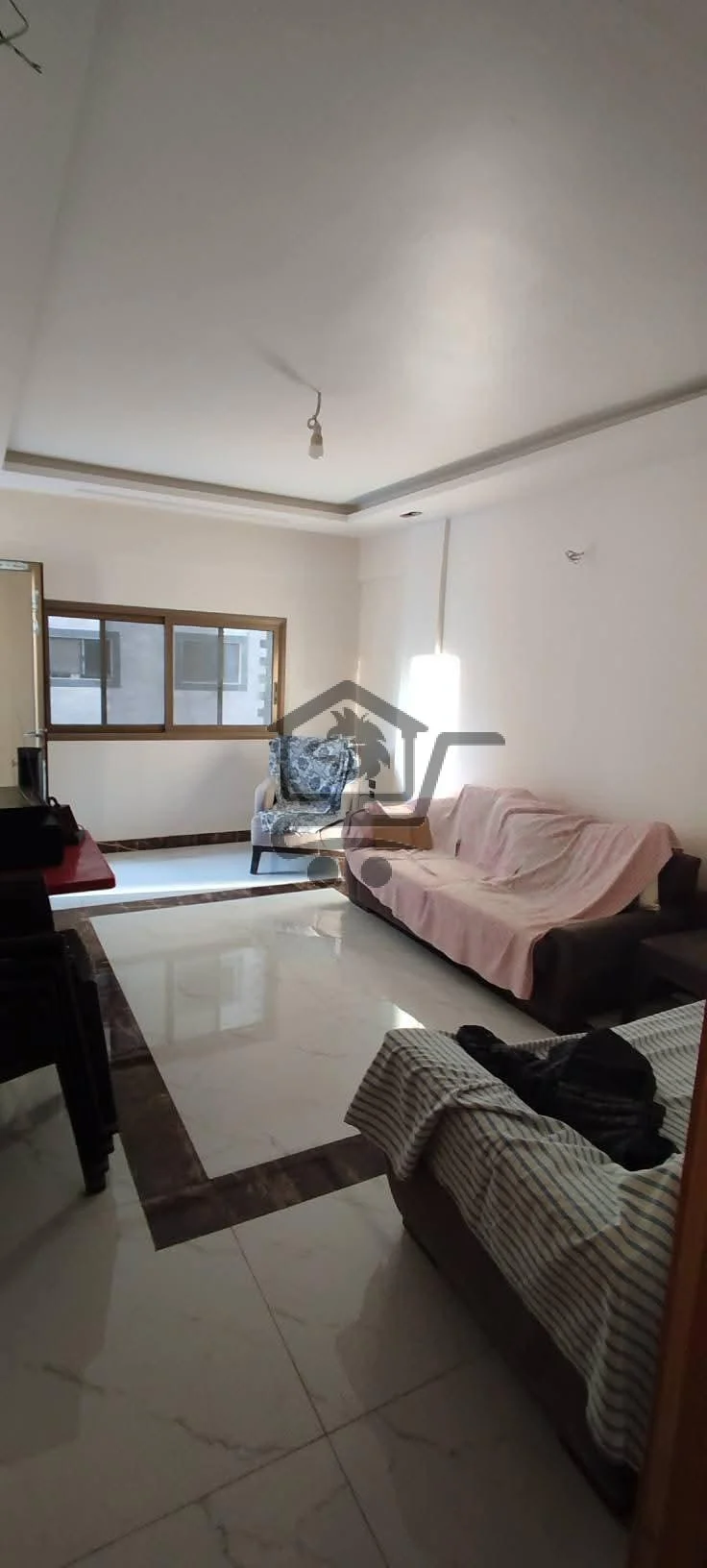 شقة دوبلكس بكسوة عصرية - الصورة 2