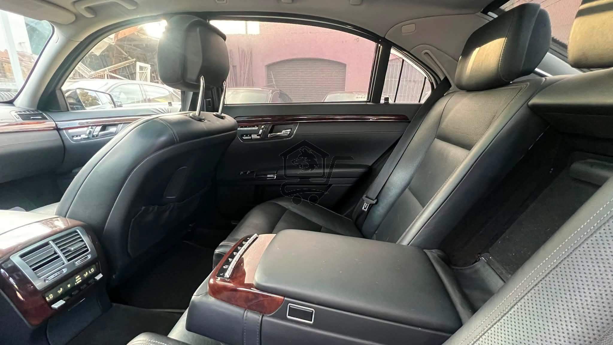 Mercedes Benz S550 - الصورة 2