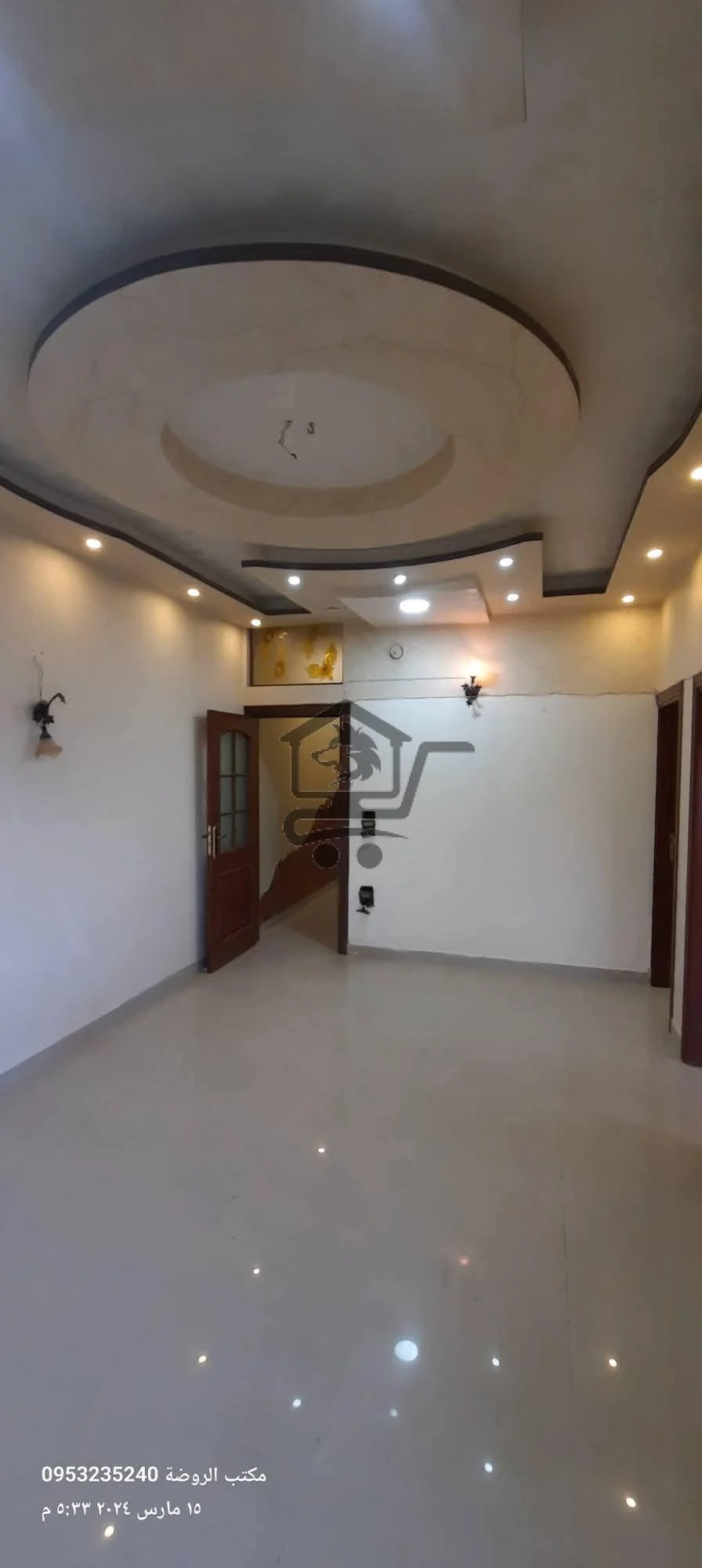 شقة غرفتين بكسوة جيدة - الصورة 3