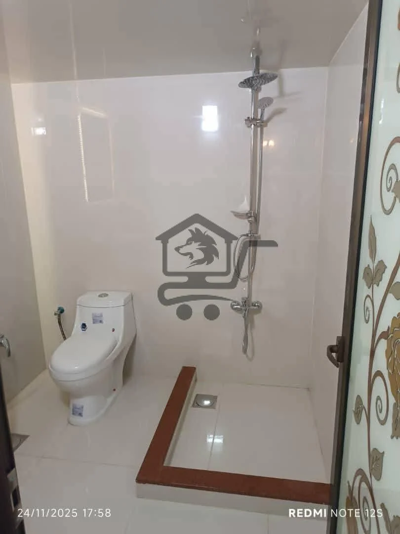 شقة فخمة بمساحة واسعة - الصورة 7