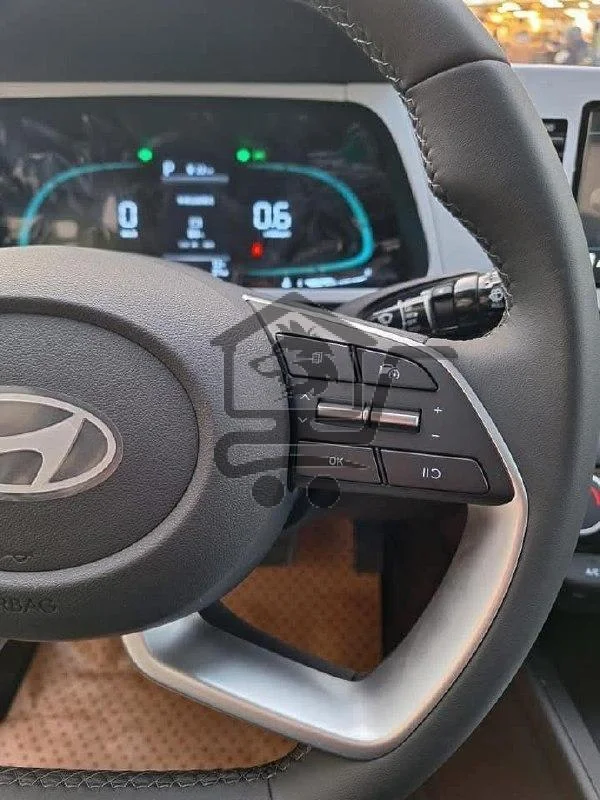 2025 Hyundai Elantra - الصورة 7