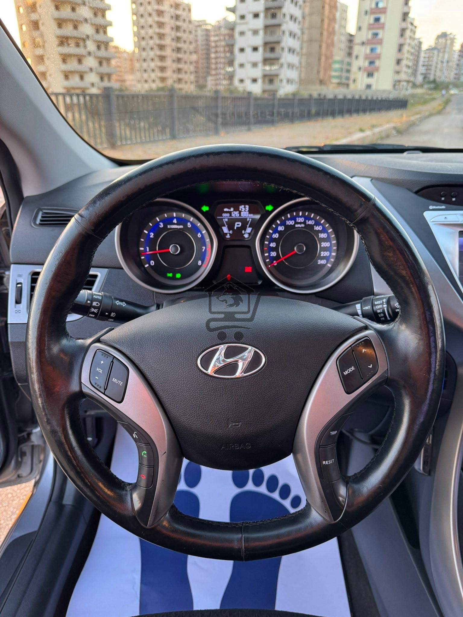 Hyundai Avante 2013 - الصورة 7
