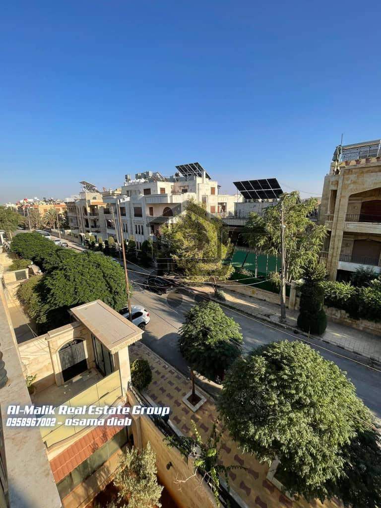 شقة للبيع مع الفرش - الصورة 2