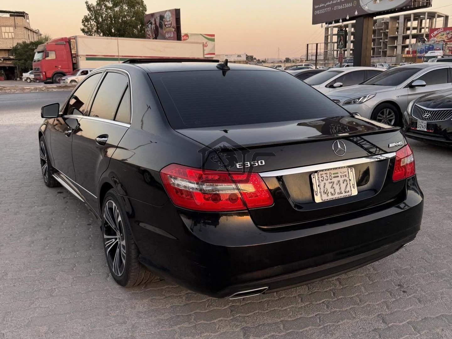 Mercedes E350 Limited\ - الصورة 4