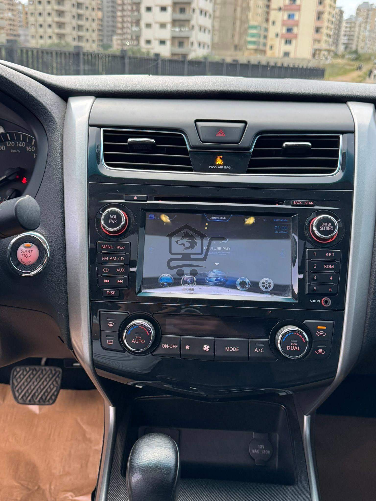 Nissan Altima 2015 - الصورة 8