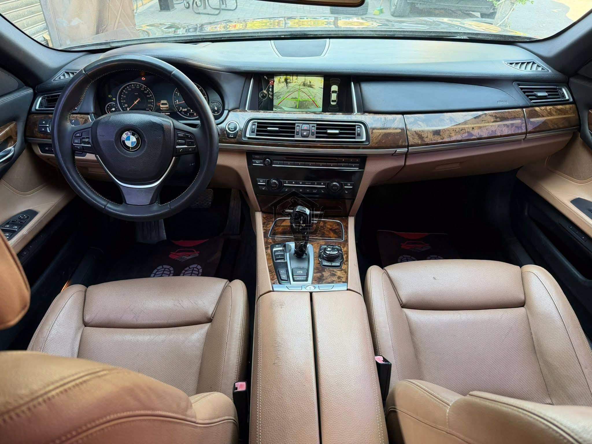 BMW 750Li 2014 - الصورة 6