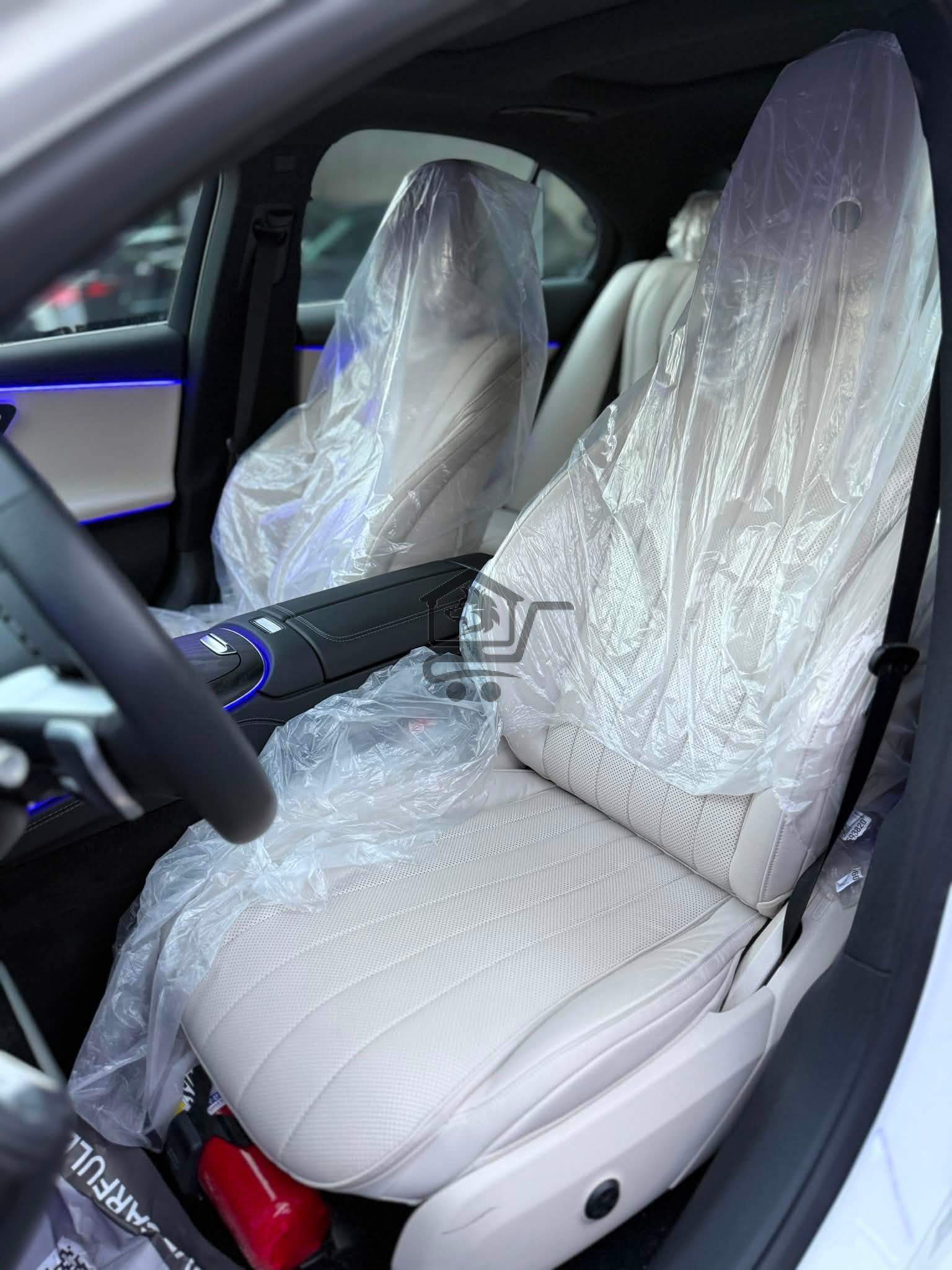 Mercedes E300 4Matic 2026 - الصورة 7