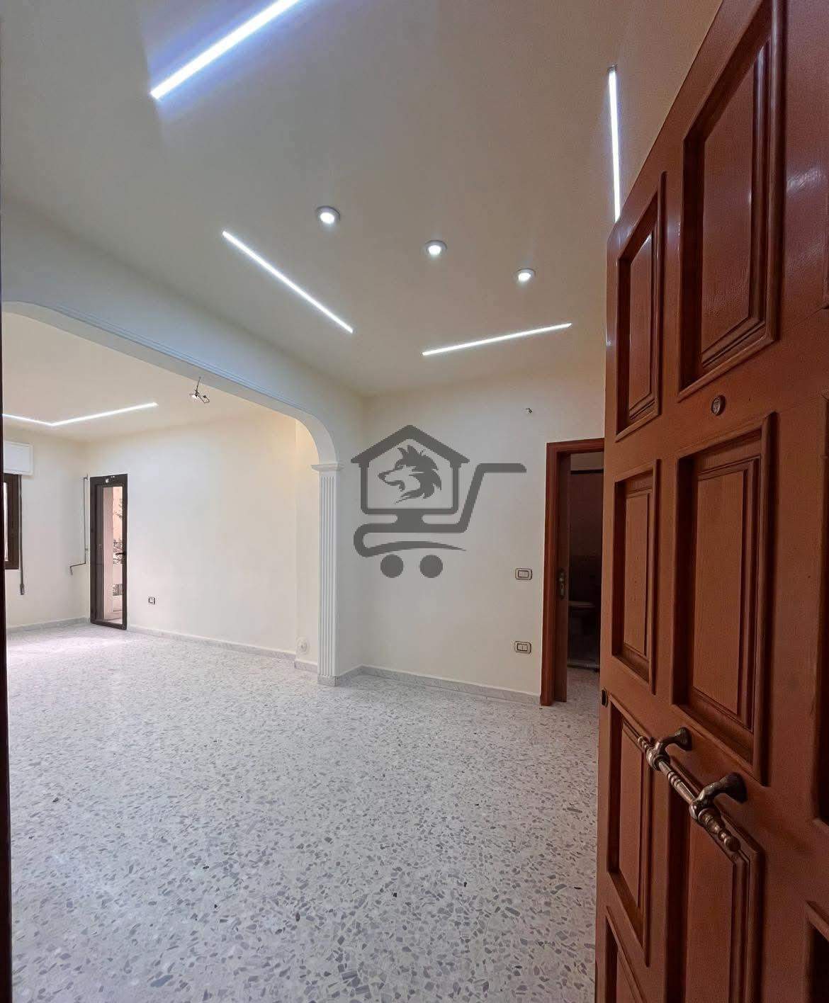 منزل بموقع مميز - الصورة 2