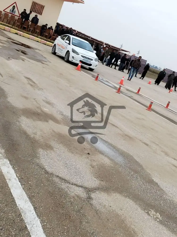 مدرسة الفروسية لتعليم لقيادة المركبات - الصورة 2