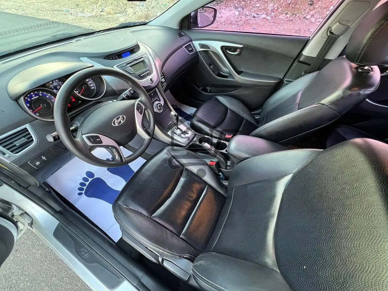 HYUNDAI AVANTE 2012 - الصورة 7