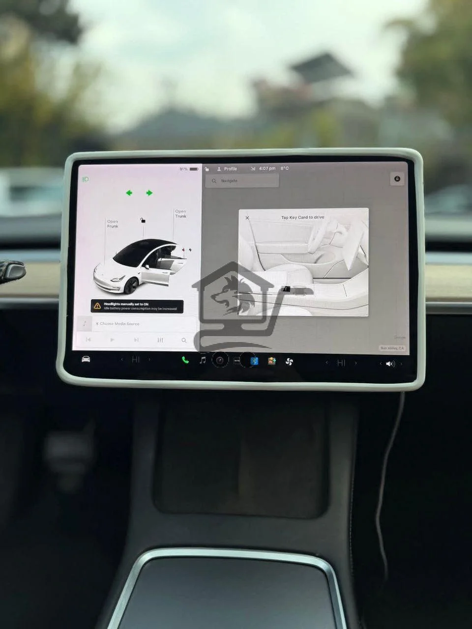 Tesla Model 3 - الصورة 8