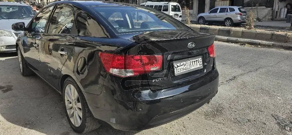كيا فورتي 2010 - الصورة 5