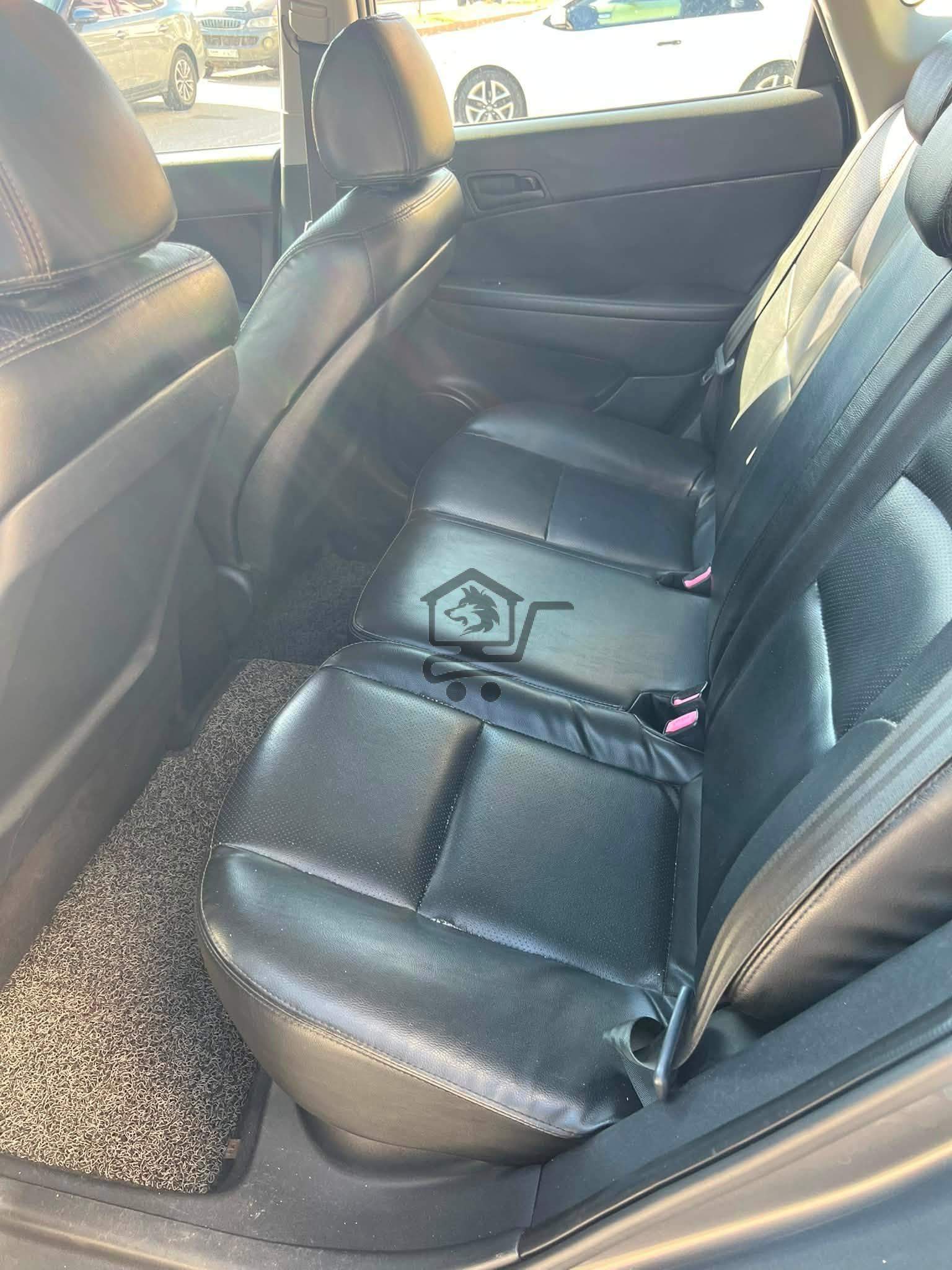 Hyundai i30 2009 - الصورة 8