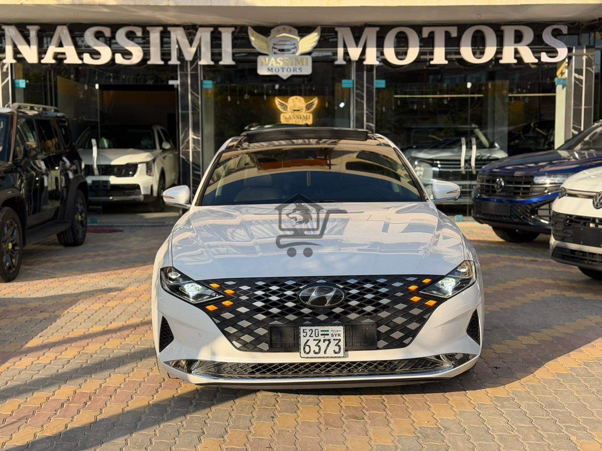 Hyundai Azera 2021 - الصورة 5