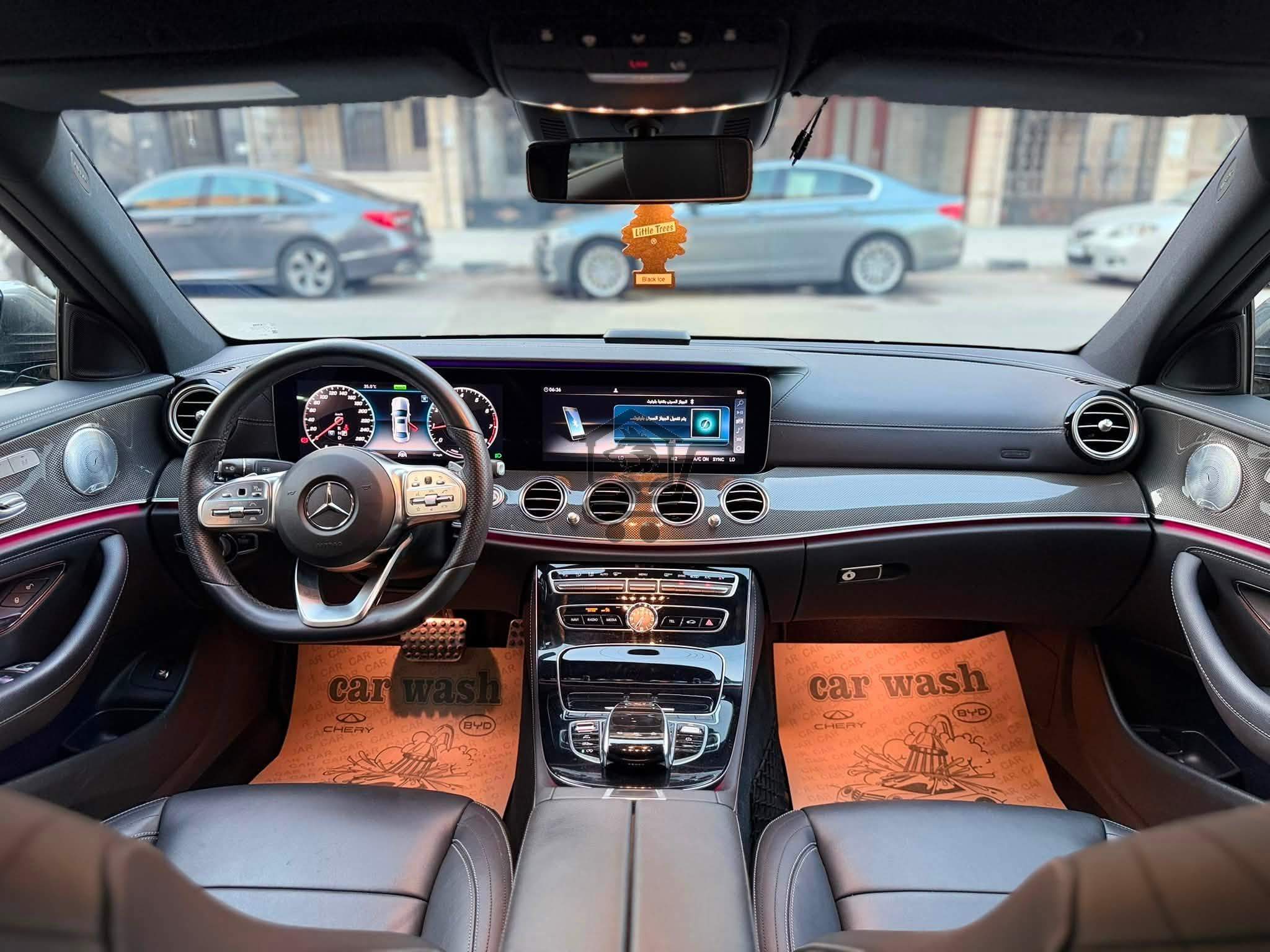 Mercedes-Benz E350 4Matic - الصورة 8