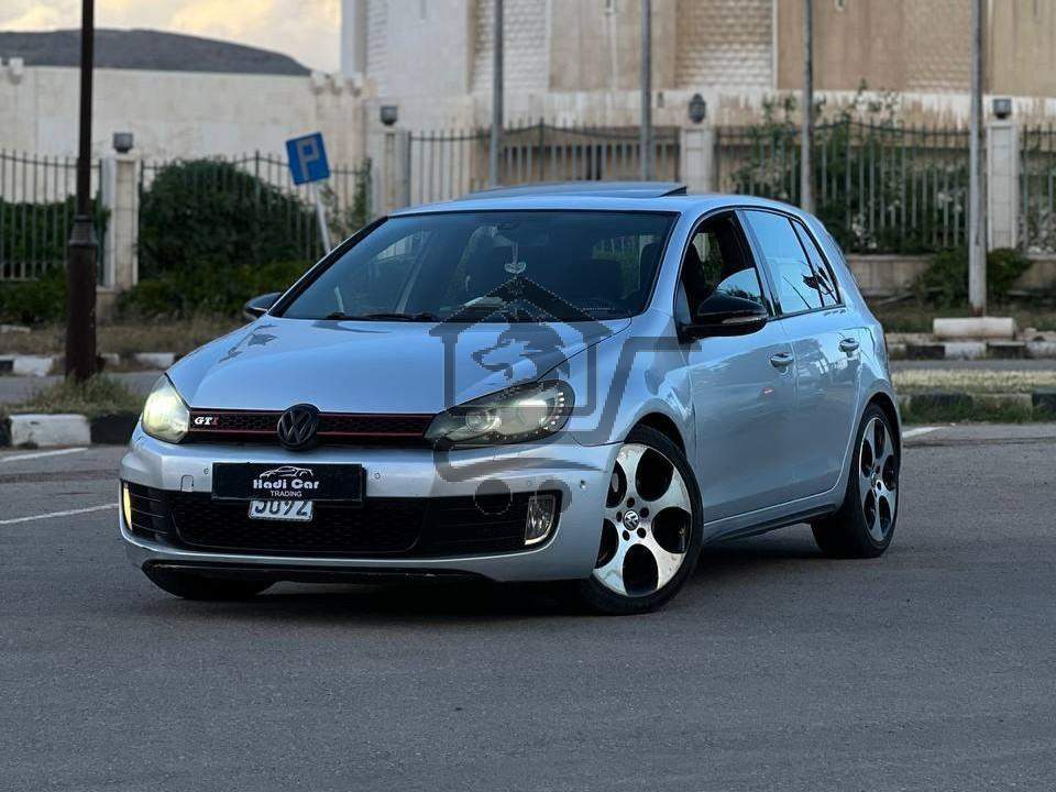 Volkswagen GTI Mkvl6 - الصورة 1