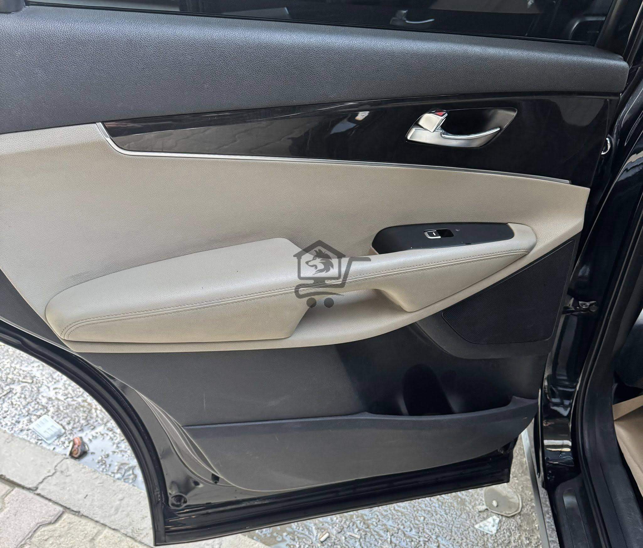 كيا سورينتو - الصورة 3