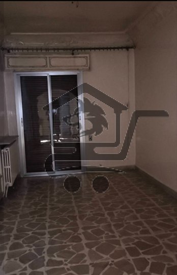 شقة مميزة بإكساء جيد - الصورة 9