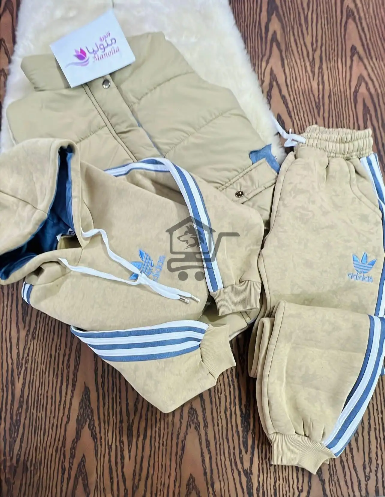 بيجامة من منوليا - الصورة 1