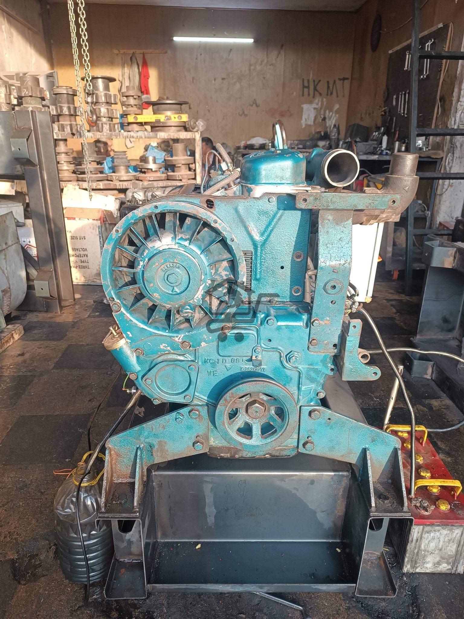 بيع قطع تبديل محركات دوتس مارجيروس الألماني - الصورة 1