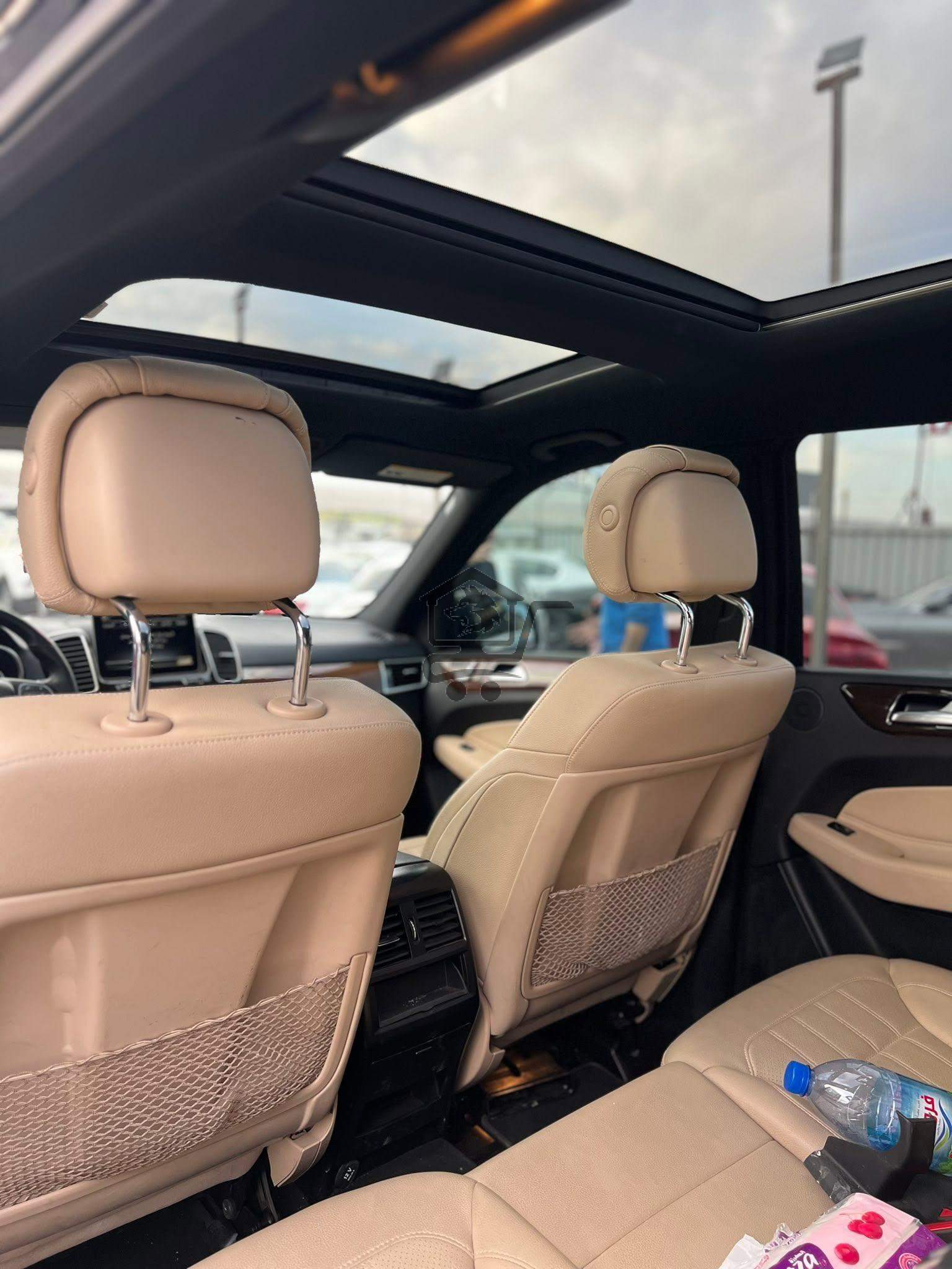 Mercedes-Benz GLS 450 - الصورة 9