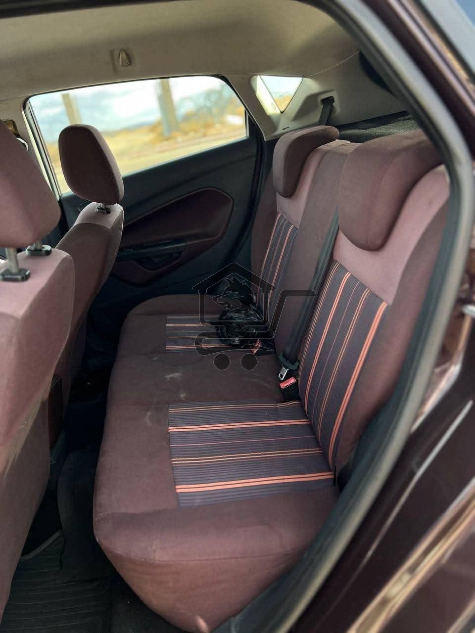 Ford Fiesta 2010 - الصورة 7