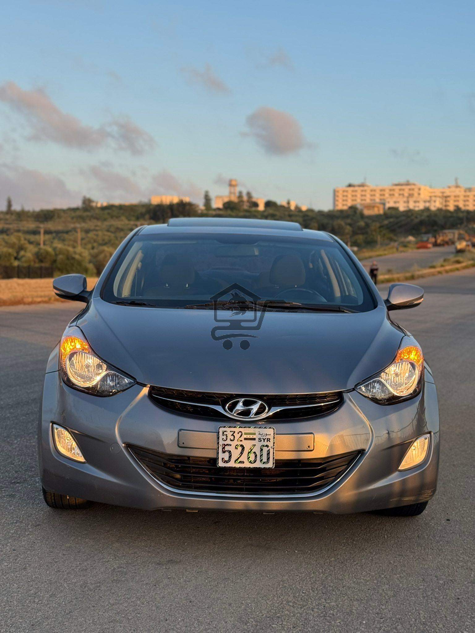 Hyundai Avante 2013 - الصورة 4