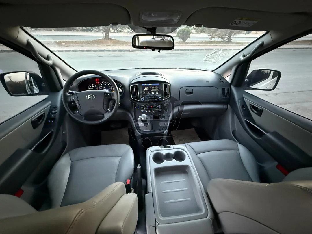 فان هيونداي جراند H1 2021 - الصورة 4