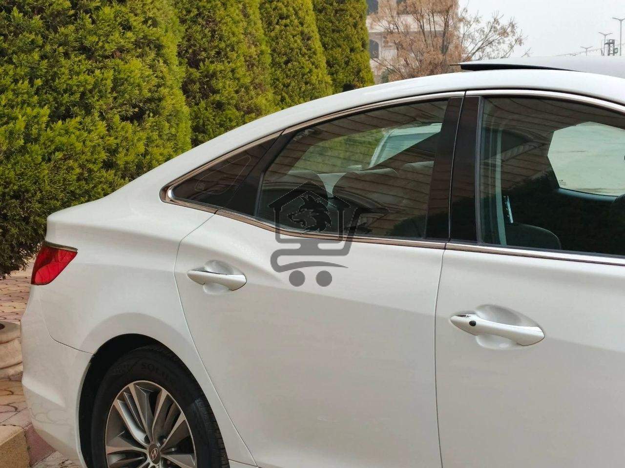 Hyundai Azera Granduer 2016 - الصورة 5