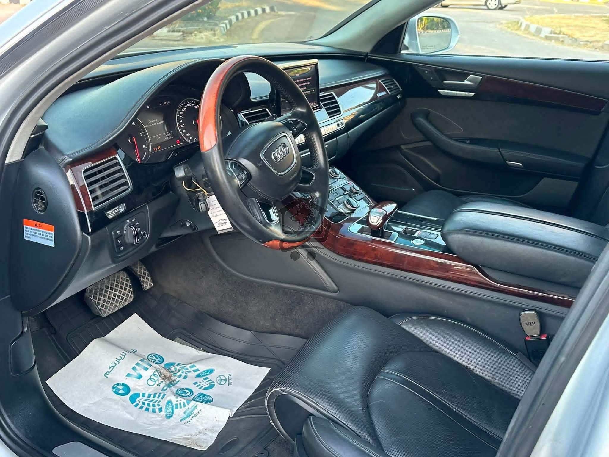 Audi A8L - الصورة 6