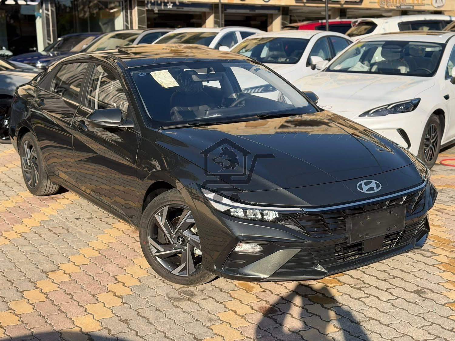Hyundai Elantra 2025 - الصورة 3