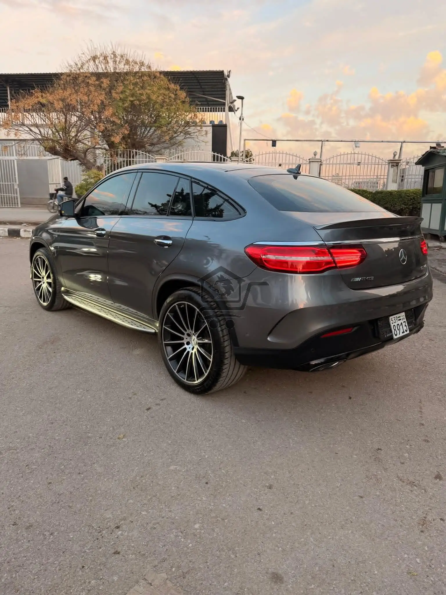 Mercedes Gle 450 - الصورة 7