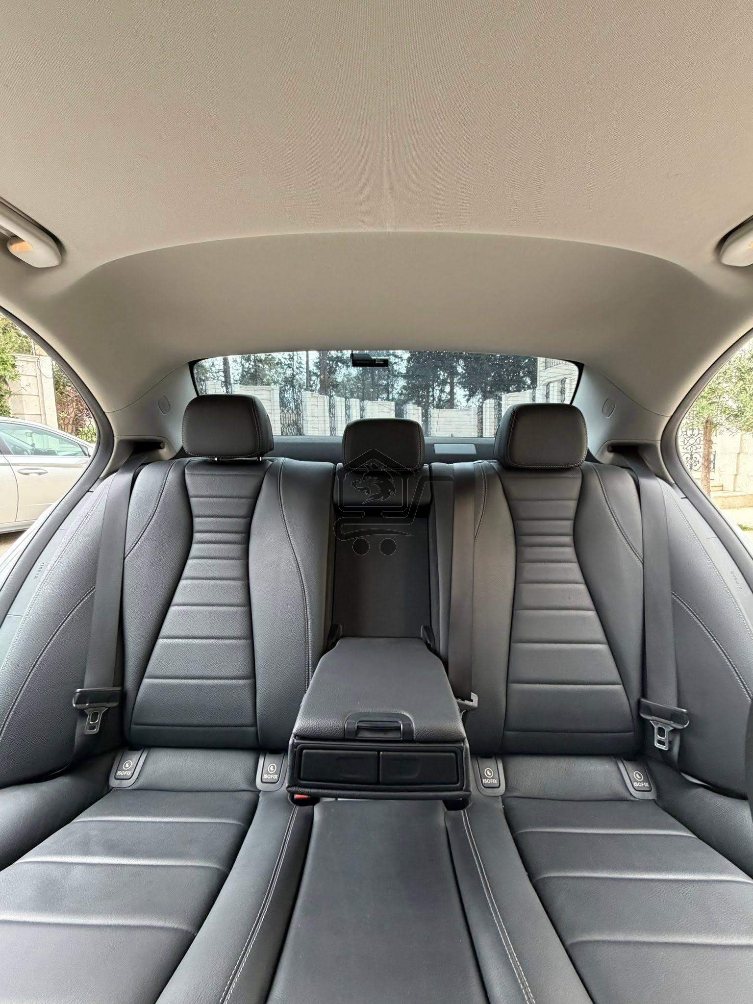 Mercedes E300 2018 - الصورة 10