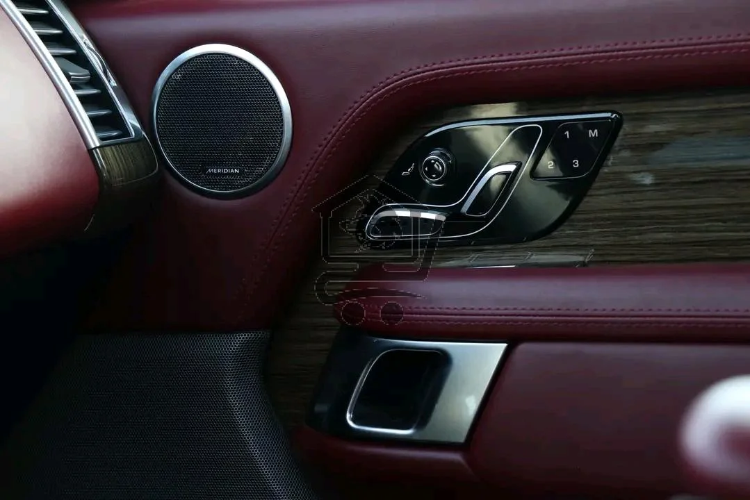 Range Rover Vogue HSE - الصورة 5