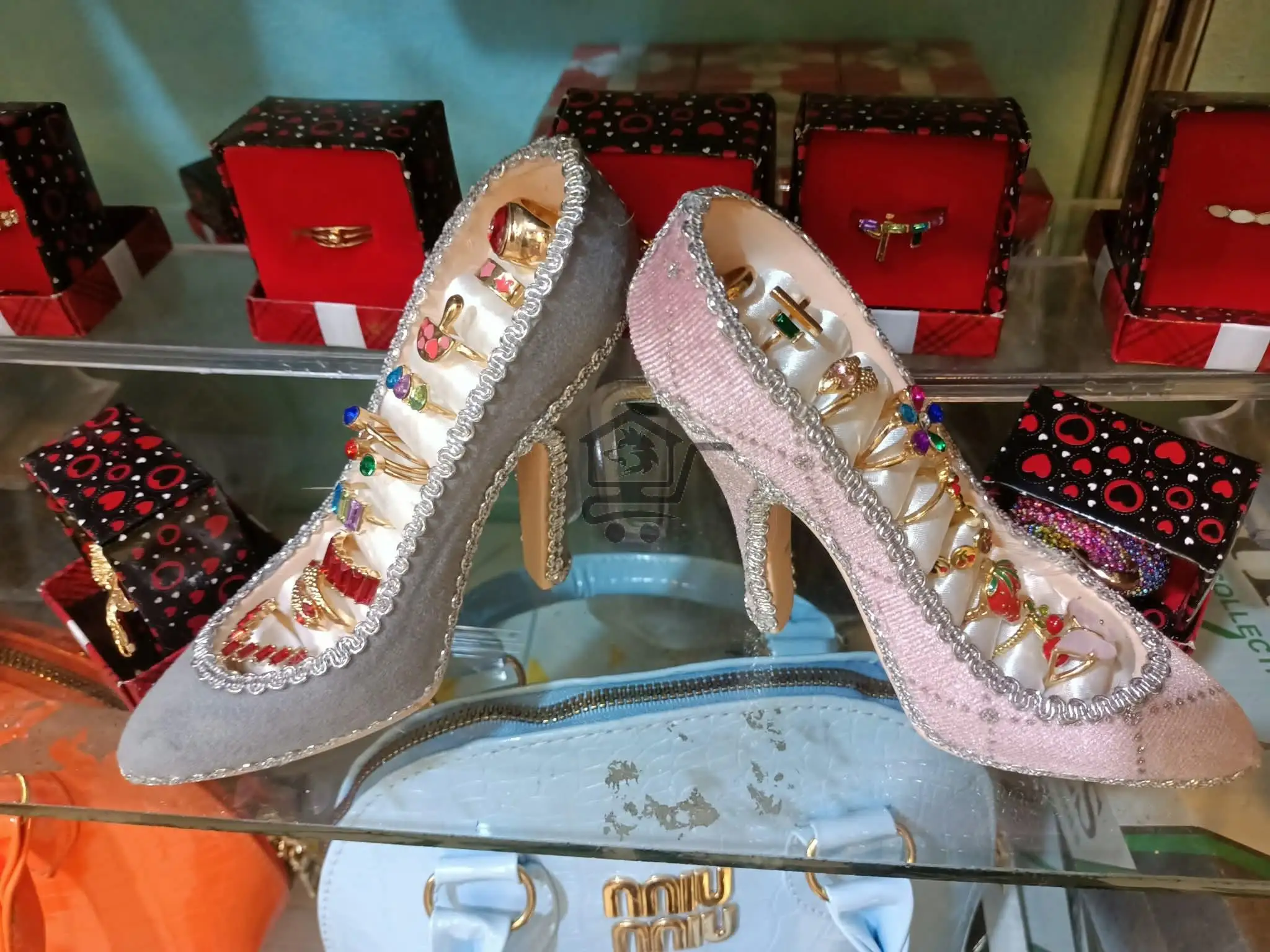 اكسسوارات - الصورة 1